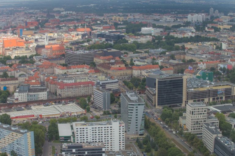 taras sky tower7 jpg 768x512