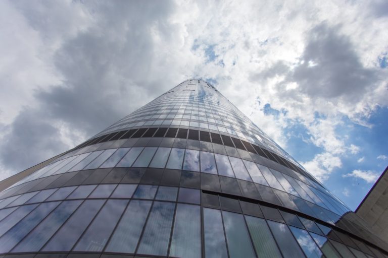 taras sky tower9 jpg 768x512